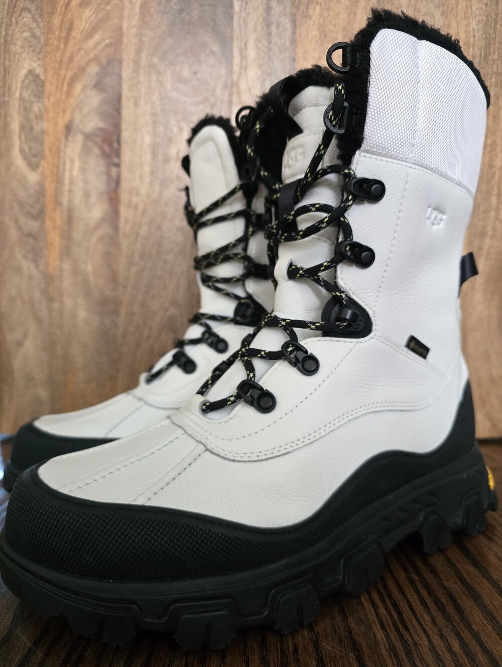 UGG Adirondack Meridian Boot High